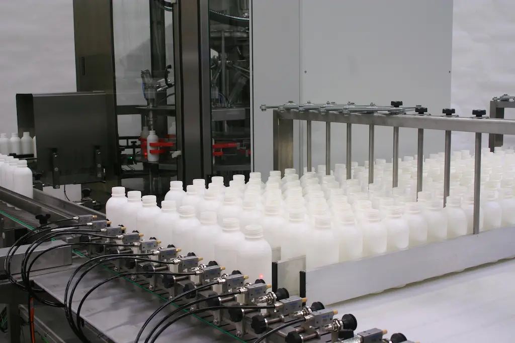 Bottle launching table