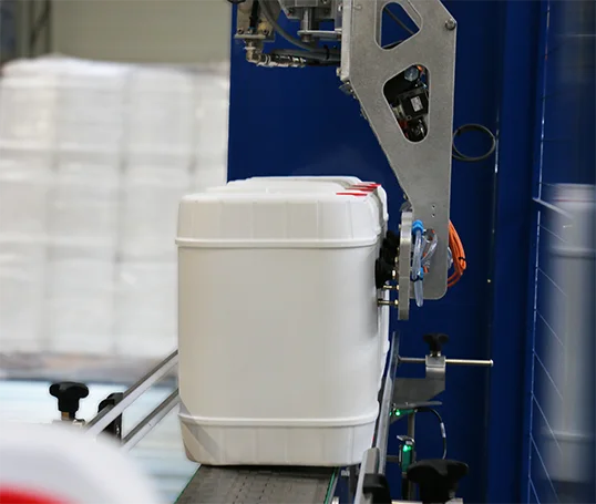 end of line jerrycan depalletizer