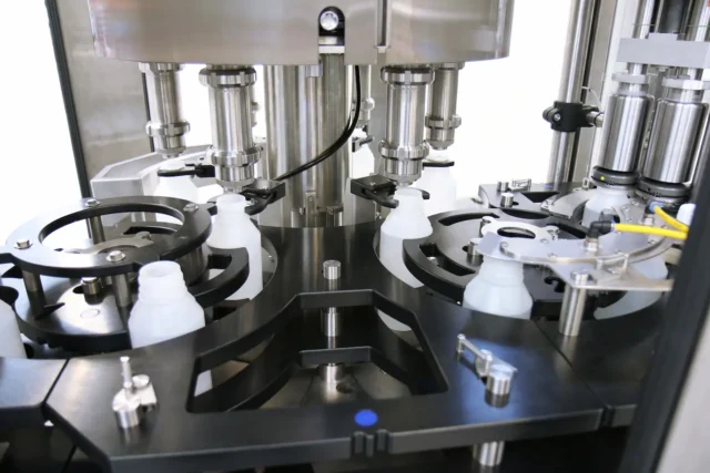 Compact Liquid Filling Machine